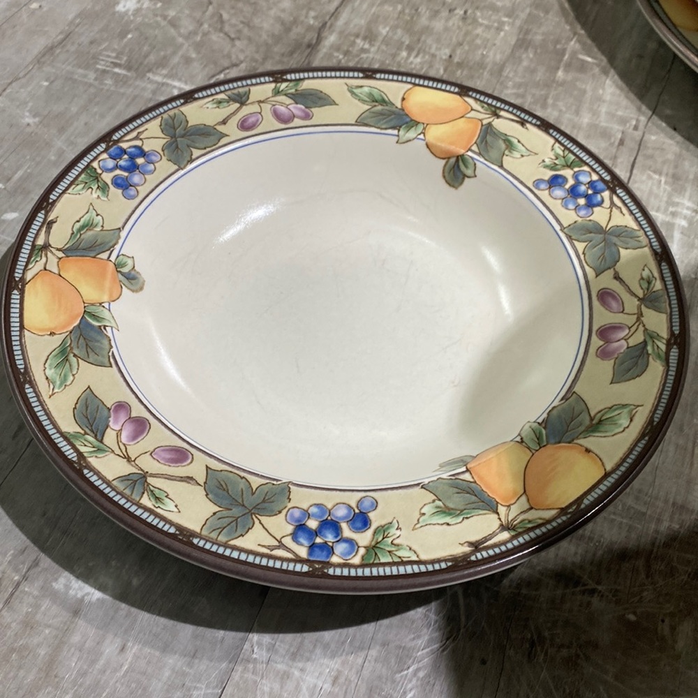 Mikasa intaglio garden harvest soup bowl. Each sold separately.